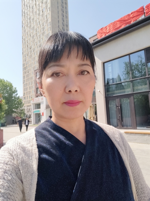 天山雪莲的第一张照片--大连上门女婿服务网